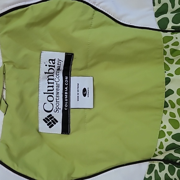 Columbia Green & Black Ski Coat Size Large Nice & Thick - Picture 7 of 9